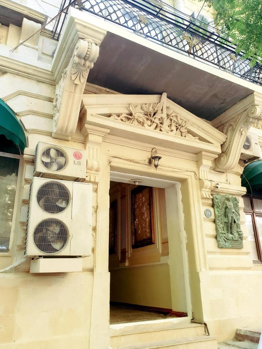 Central Apartment "Ameliya" Baku Exterior photo